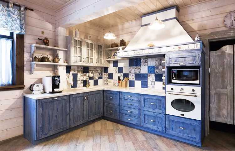 синяя кухня на даче