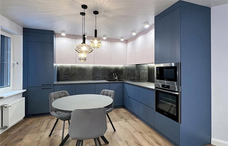 Темно синяя кухня на заказ фото