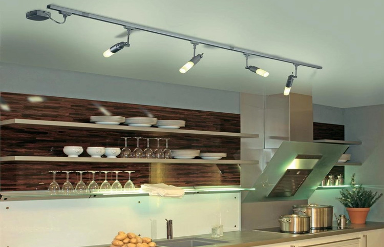 светильники споты на кухне