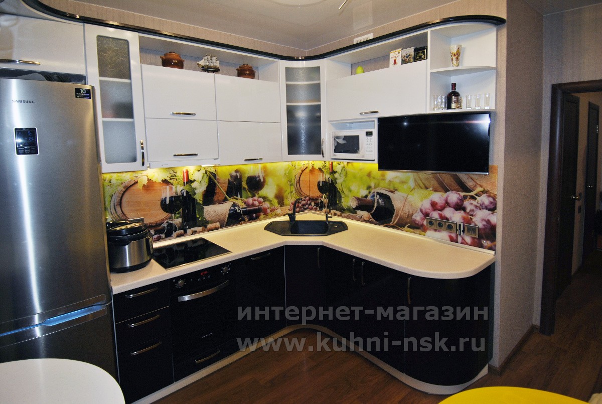 Кухня С Телевизором Дизайн Фото