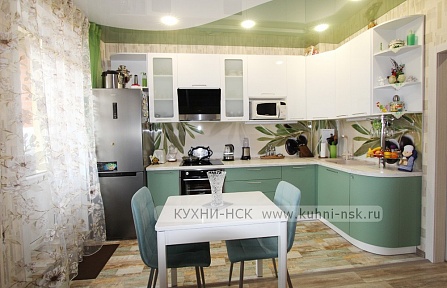 Фото кухня угловая модерн зеленая 